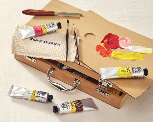 Winsor & Newton Galeria Acrylic Essentials Wood Box Set