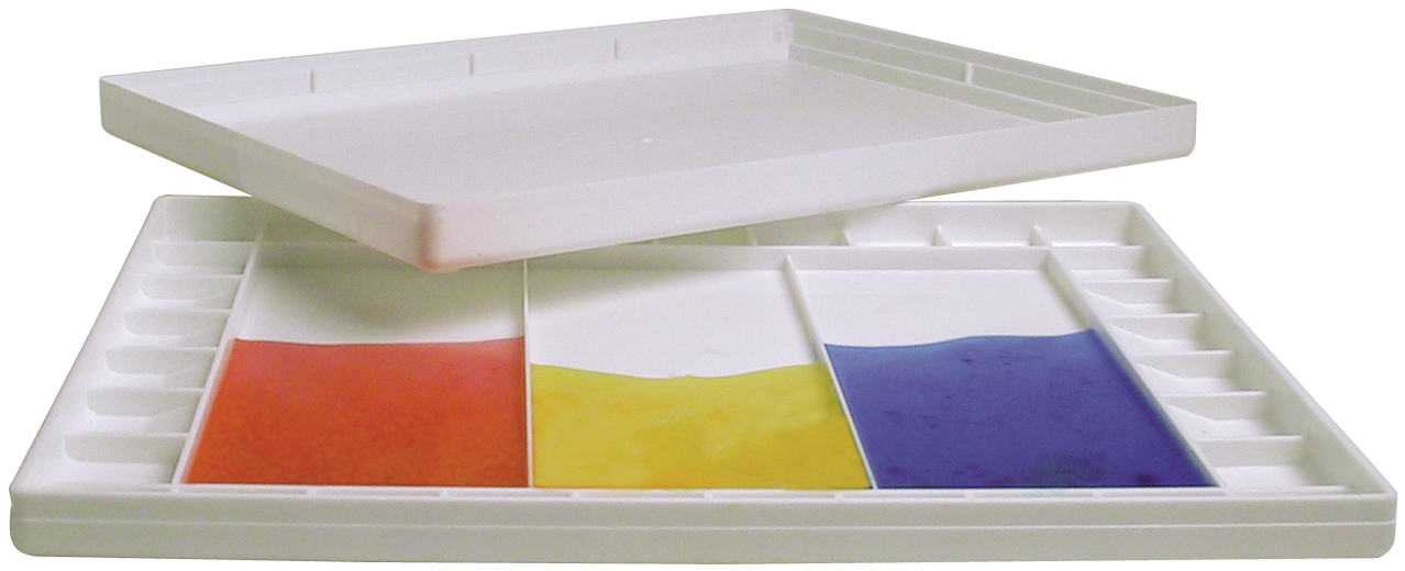 The Aqua Pro is made from the highest quality injection molded resins, has 32 separate wells for holding pigments and 3 larger mixing areas to keep your color ranges separate.