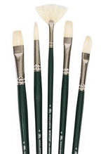 Durable Chinese hog bristle, ideal for full-bodied oil paints, as well as alkyds and acrylics.