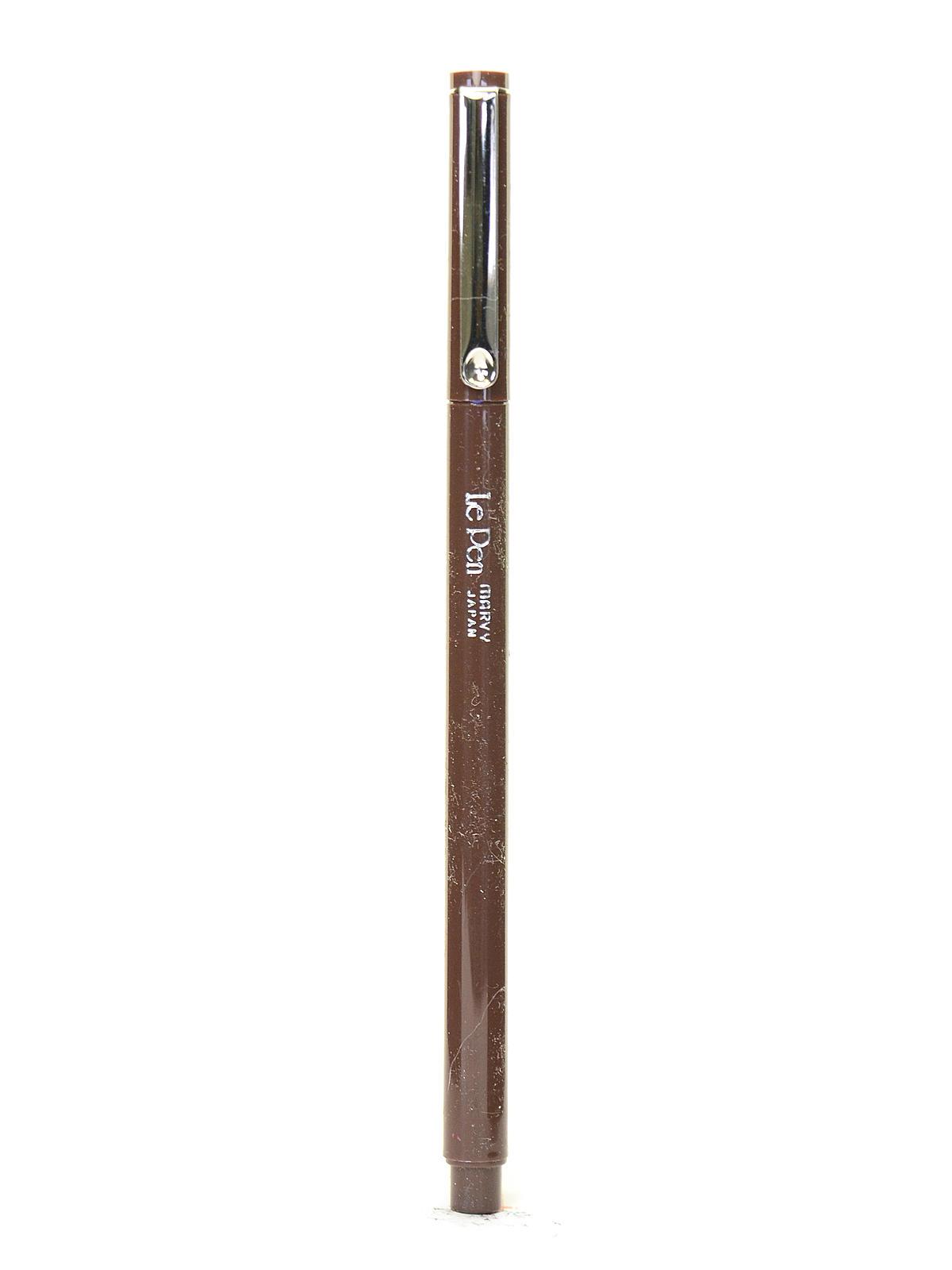 Marvy Le Pens