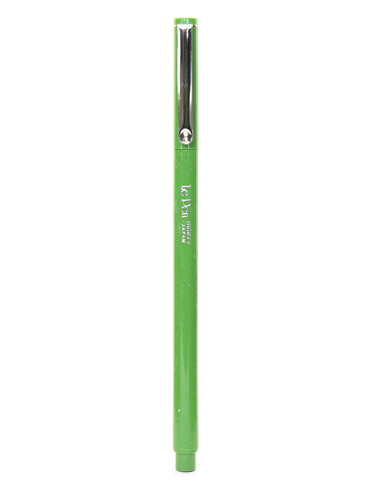Marvy Le Pens